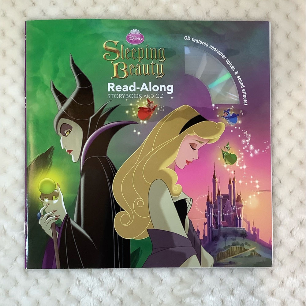 Disney Sleeping Beauty Read Along Storybook w CD New Narrated by Cindy Robinson